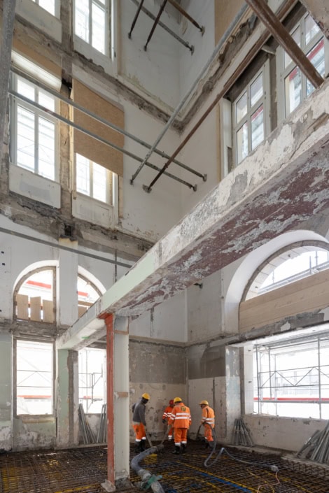 travaux de rénovation dans un bâtiment historique