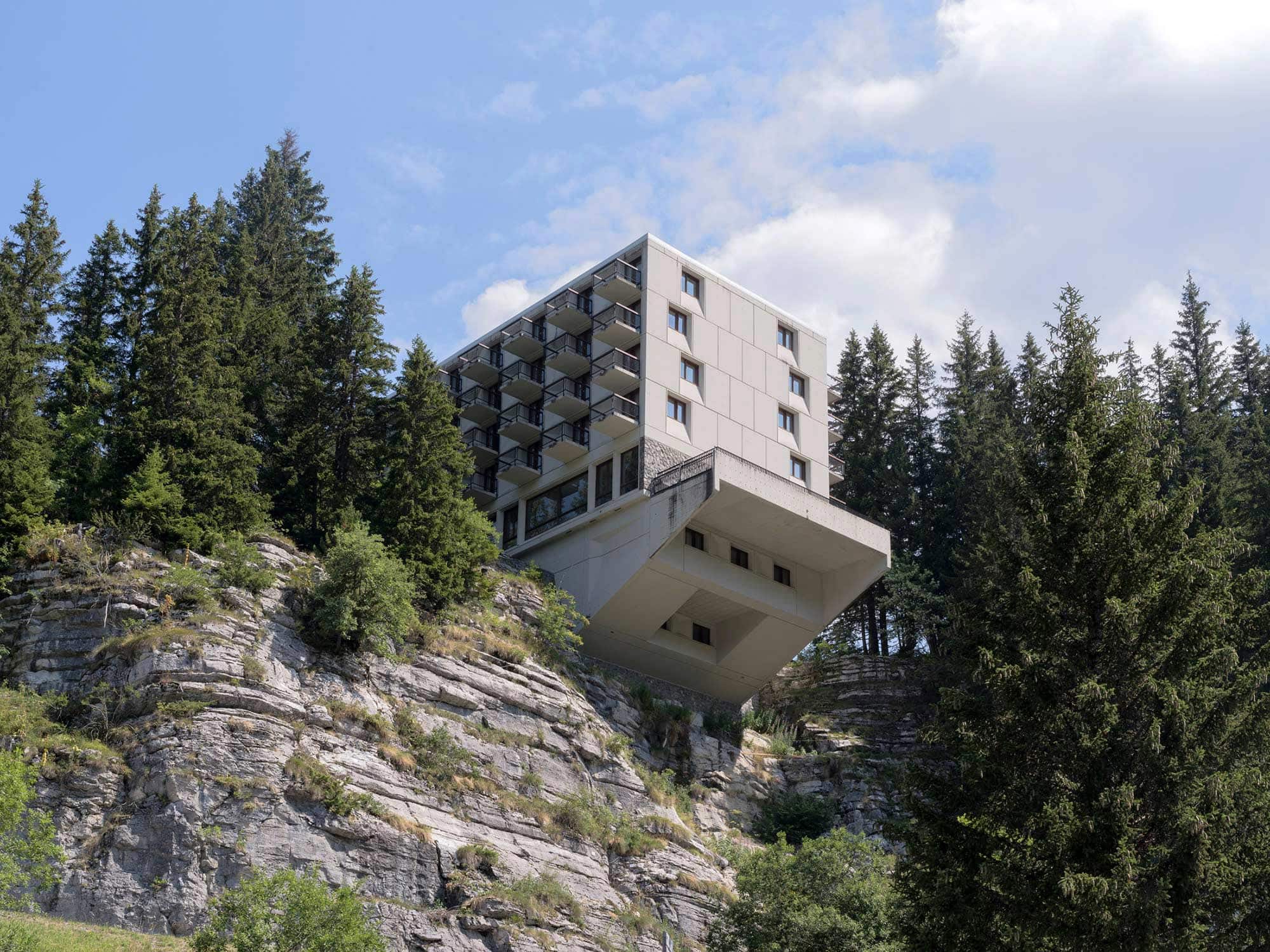 extrait de la revue d'architecture suisse werk, wohnen+bauen