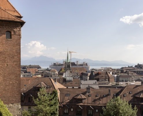 l'Hôtel des Postes vu depuis la cathédrale de Lausanne