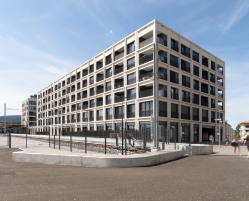 nouveau quartier de la gare de Bulle côté voies de chemin de fer